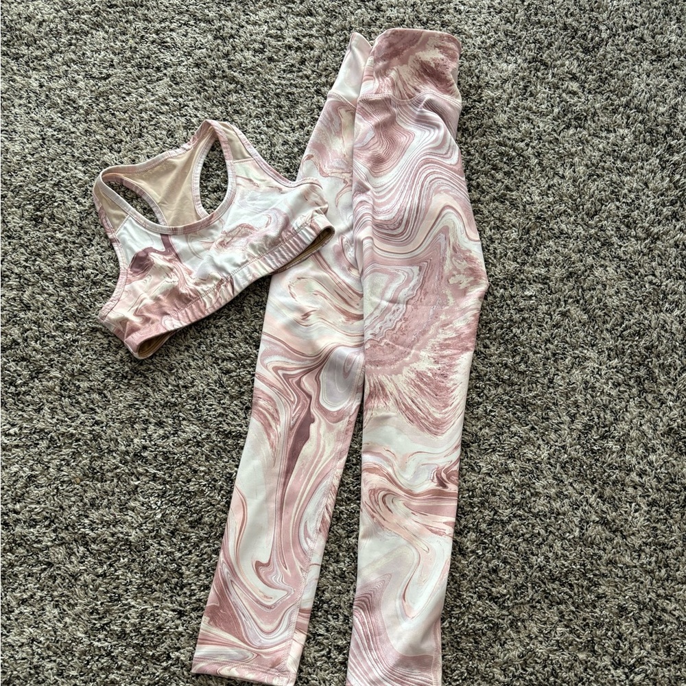 Old Navy Active Powerpress Go Dry girls leggings and sports bra